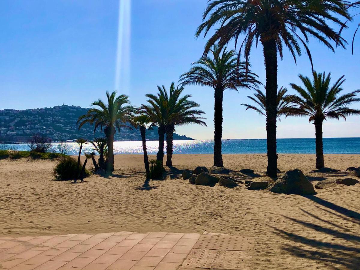 Santa Beach 罗萨斯 外观 照片