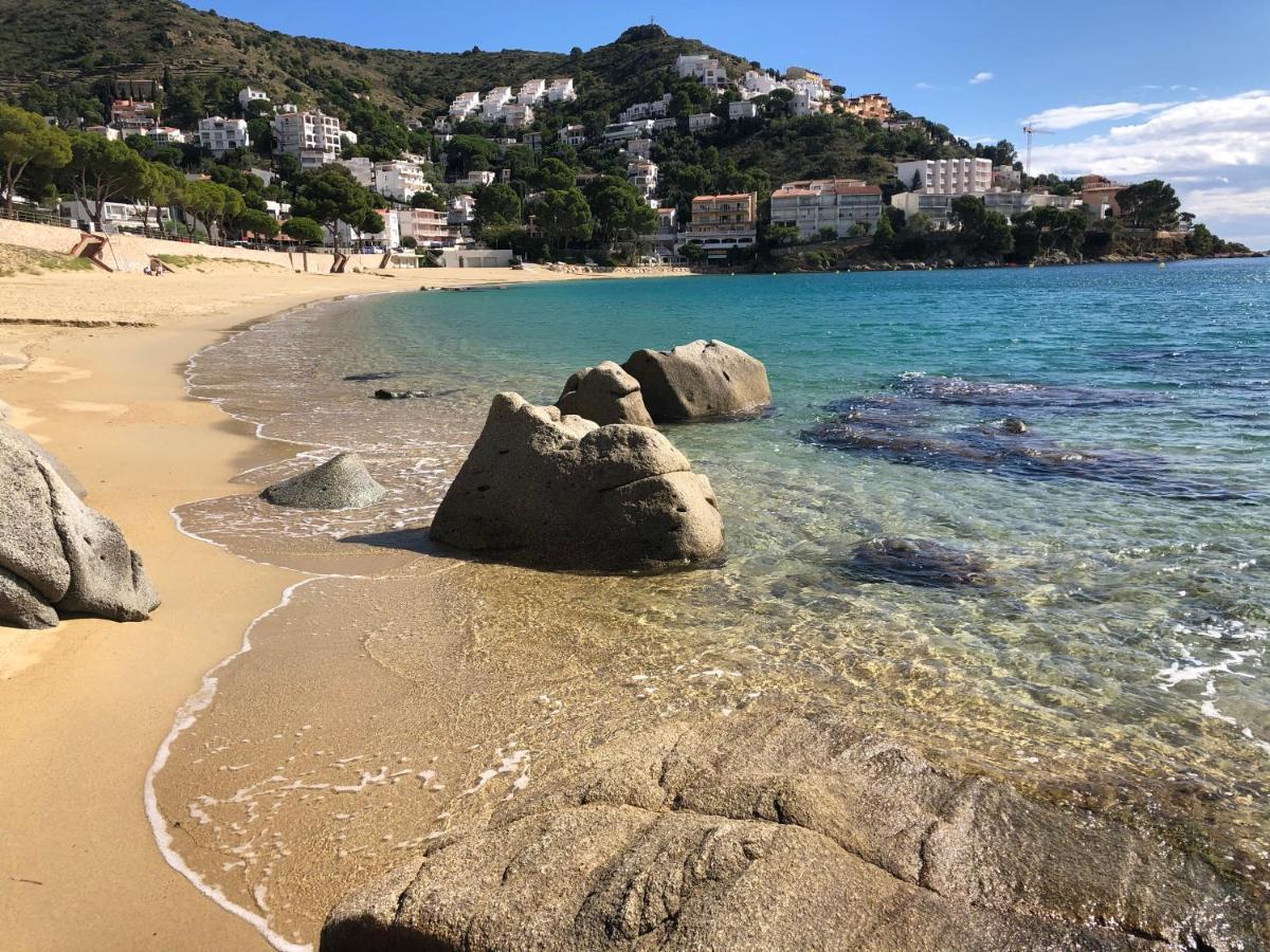 Santa Beach 罗萨斯 外观 照片